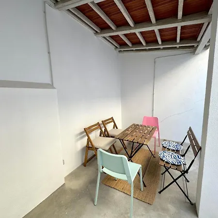 شقة 1 Bedroom - Patio - - Ac *
