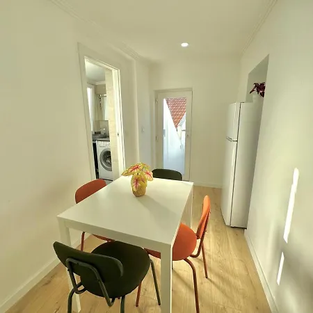 1 Bedroom - Patio - - Ac *