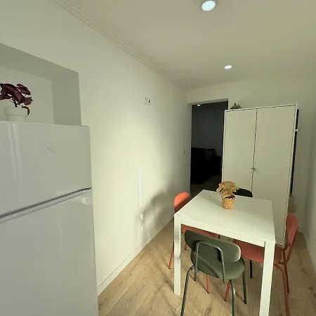 1 Bedroom - Patio - - Ac * Lisboa