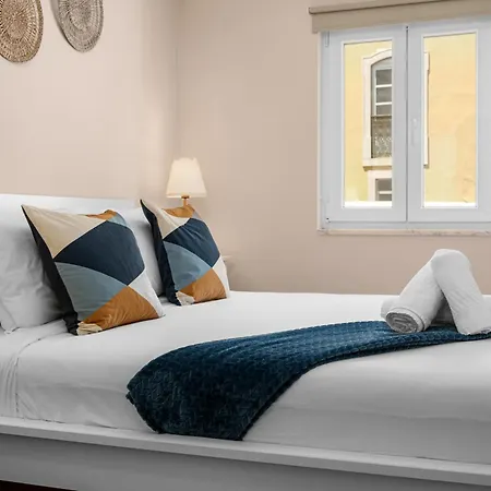 1 Bedroom - Patio - - Ac شقة Lisboa