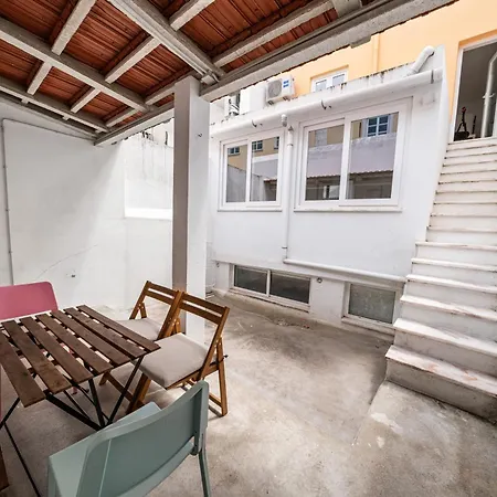 1 Bedroom - Patio - - Ac
